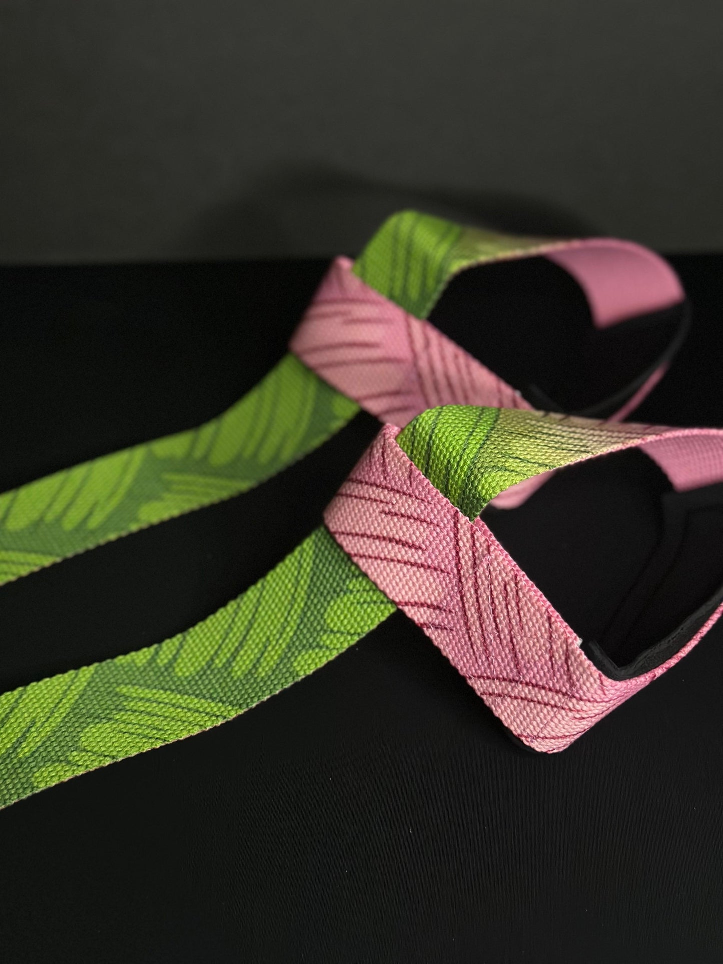 Bamboo Pink Lifting Straps